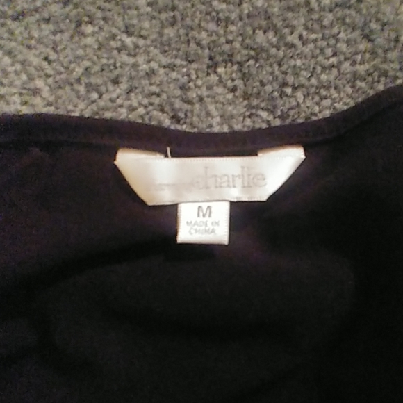 Party time! Fun top - Picture 2 of 2